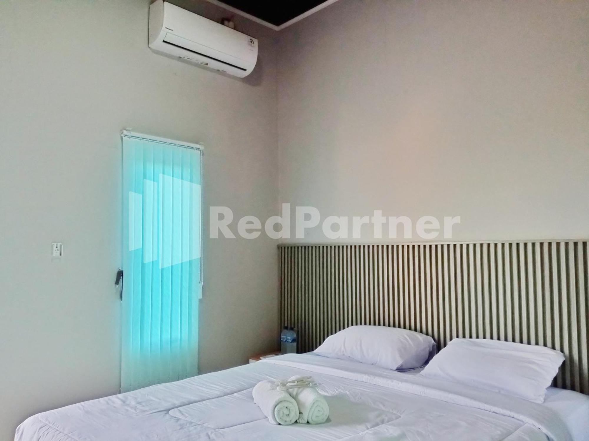 Cerry Village Near Rs Mitra Siaga Tegal Redpartner Extérieur photo