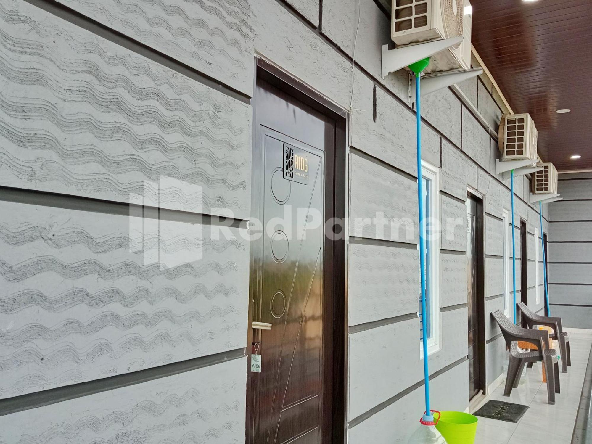 Cerry Village Near Rs Mitra Siaga Tegal Redpartner Extérieur photo